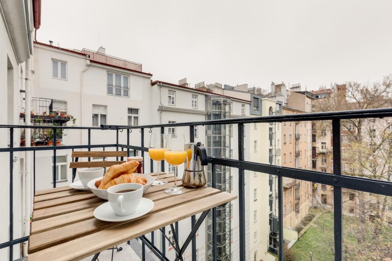 Jt'S Apartments Spanelska Str. Praga Exterior foto